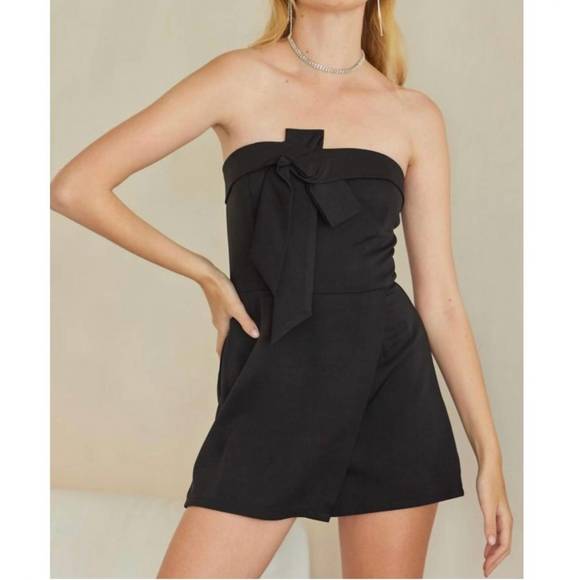 NEW IDEM DITTO bow strapless romper in black - Picture 4 of 4